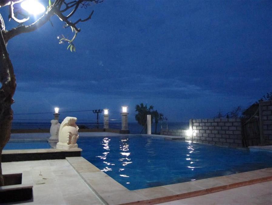 Barong Cafe Bungalow And Restaurant Amed Kültér fotó